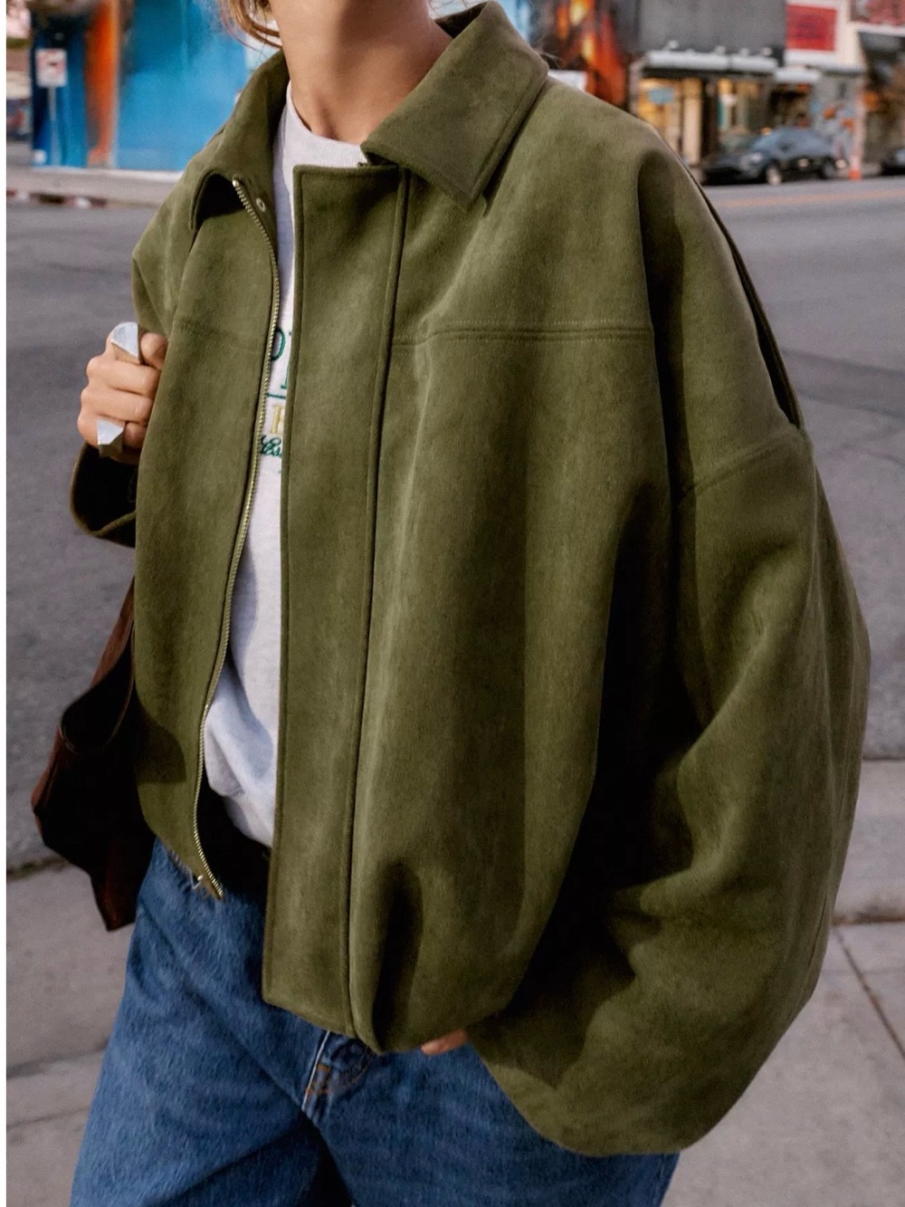 ZARA - WOMAN FAUX SUEDE BOMBER JACKET MID-KHAKI GREEN - COLOR: MID KHAKI
$100